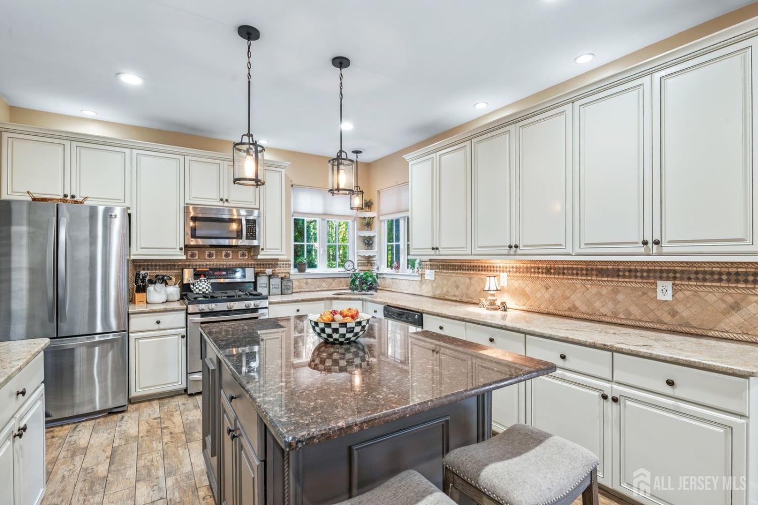 5 Black Oak Court Monroe NJ 08831