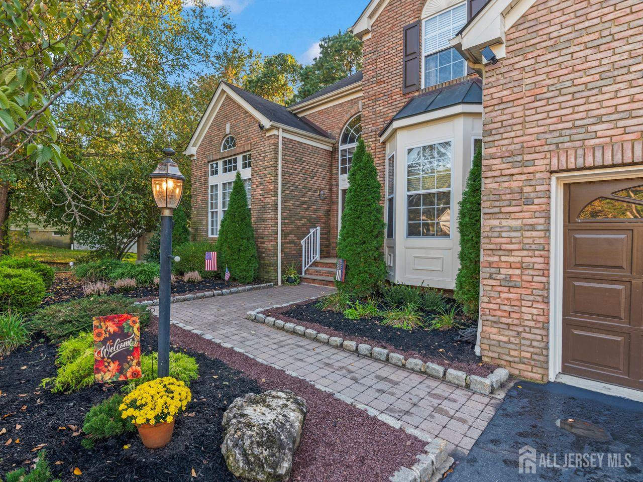 5 Black Oak Court Monroe NJ 08831