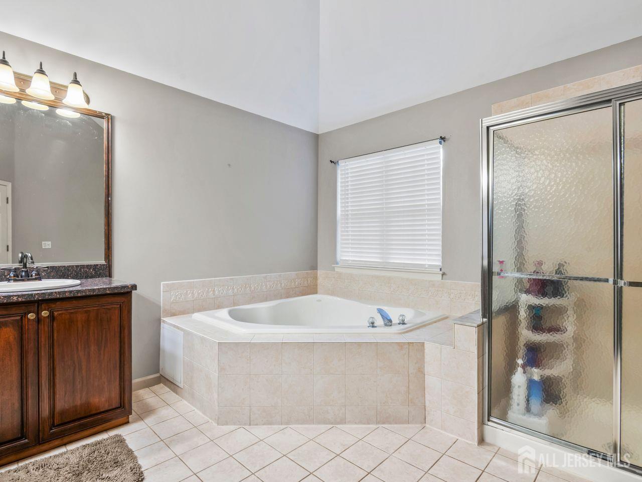 5 Black Oak Court Monroe NJ 08831