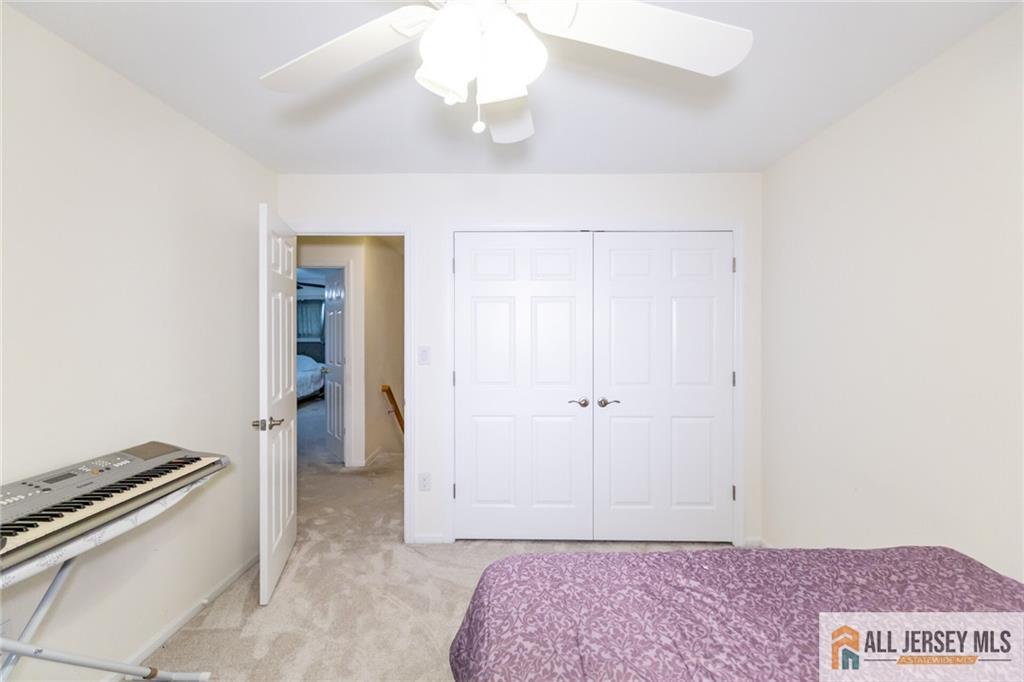 17 Heritage Court Ewing NJ 08628