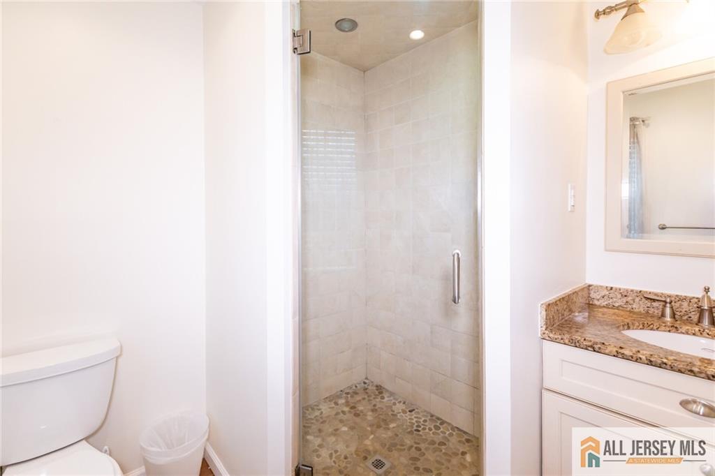 17 Heritage Court Ewing NJ 08628