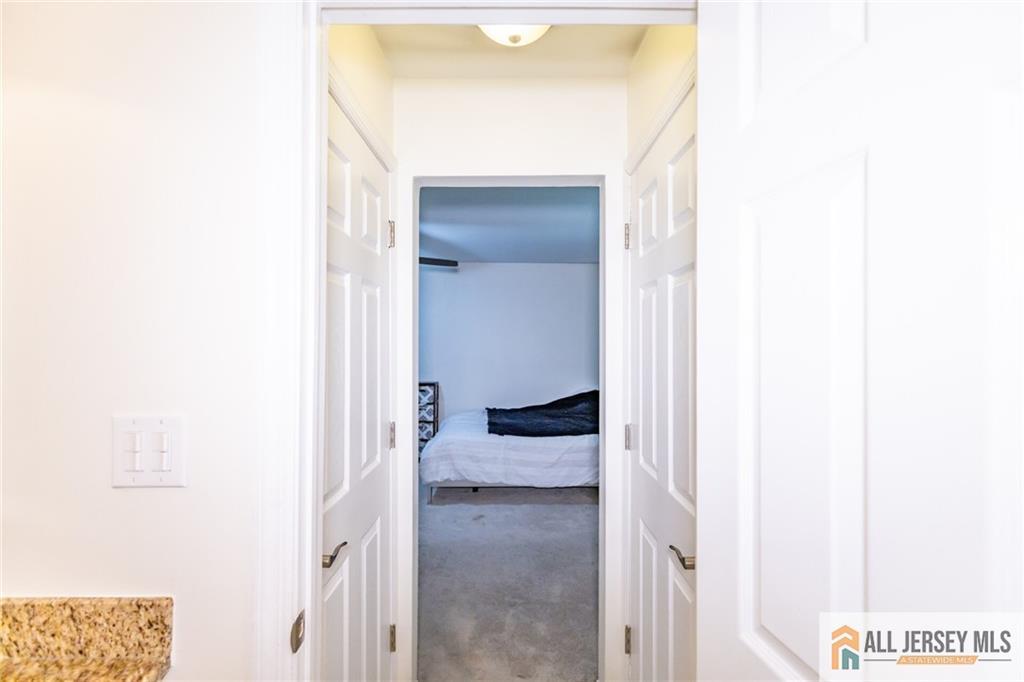 17 Heritage Court Ewing NJ 08628
