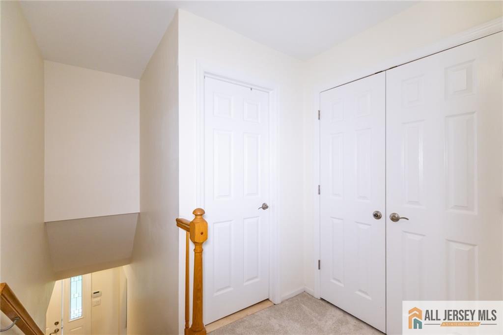 17 Heritage Court Ewing NJ 08628