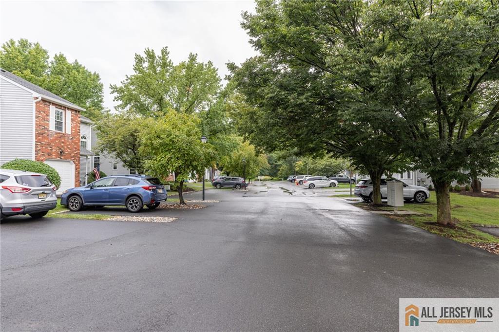 17 Heritage Court Ewing NJ 08628