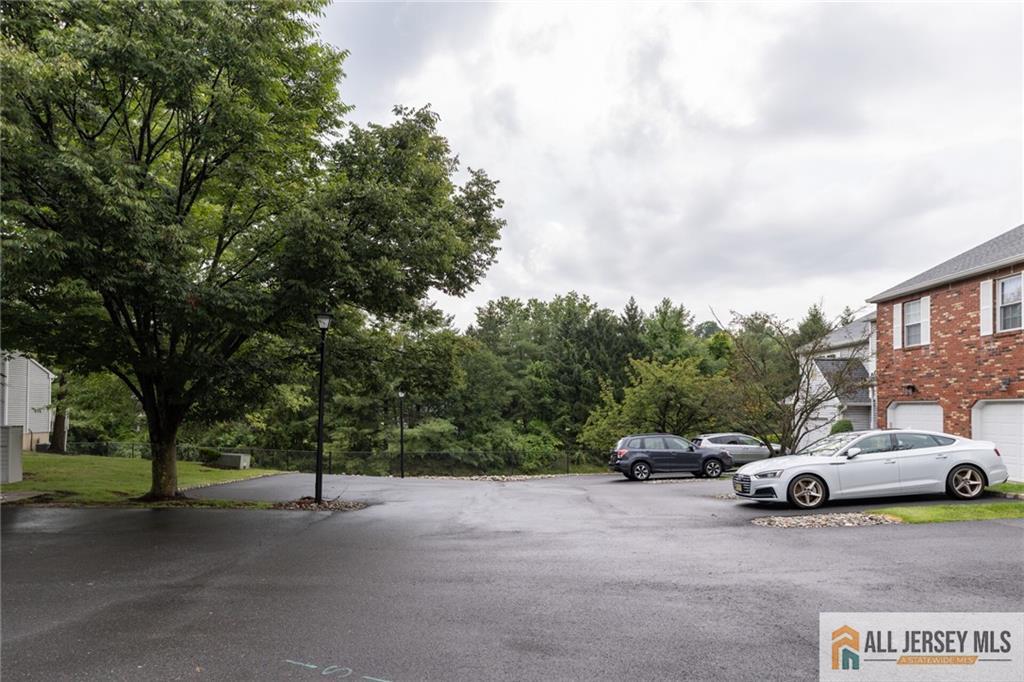17 Heritage Court Ewing NJ 08628