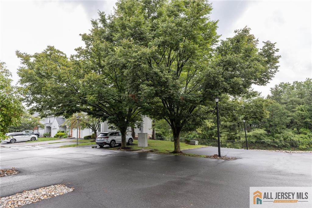 17 Heritage Court Ewing NJ 08628