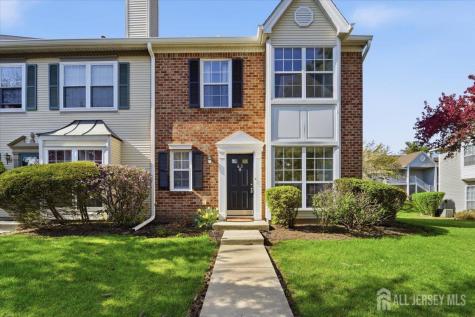 63 Amberly Court Franklin NJ 08823