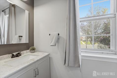 63 Amberly Court Franklin NJ 08823