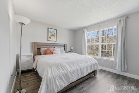 63 Amberly Court Franklin NJ 08823