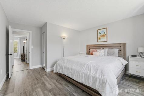 63 Amberly Court Franklin NJ 08823