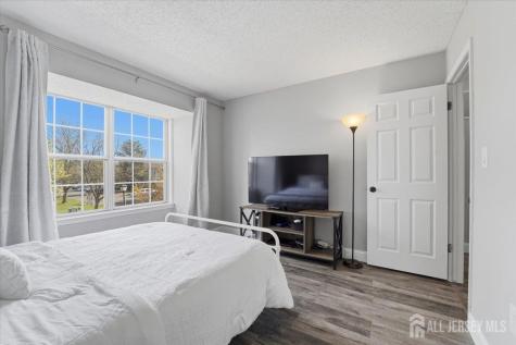 63 Amberly Court Franklin NJ 08823