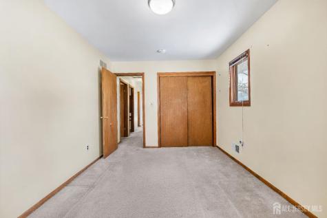 18 Erik Drive North Brunswick NJ 08902