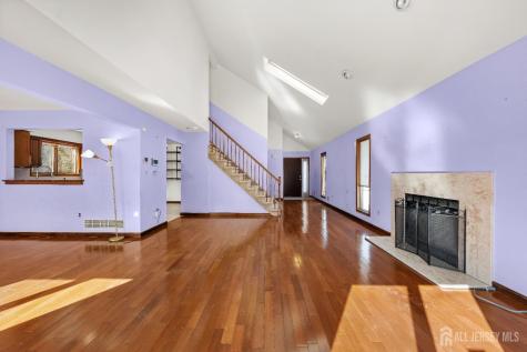 18 Erik Drive North Brunswick NJ 08902