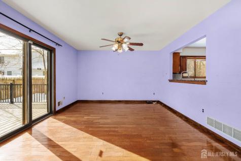18 Erik Drive North Brunswick NJ 08902