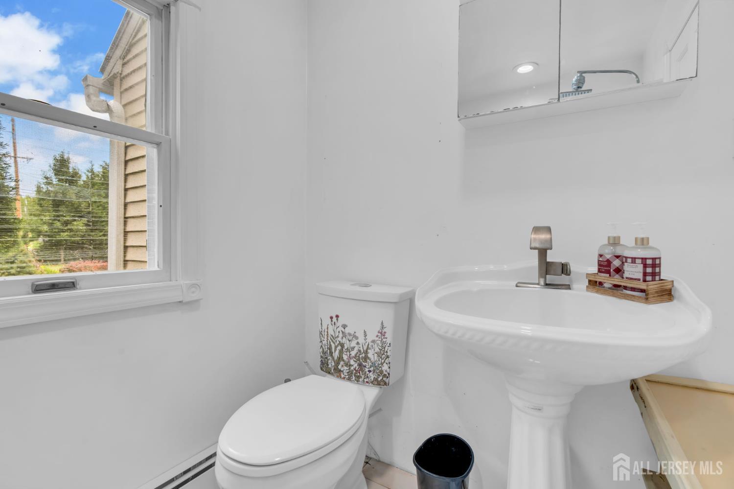 247 Friendship Road South Brunswick NJ 08512