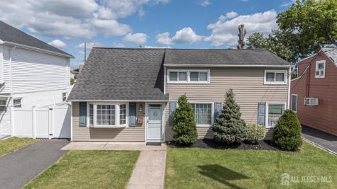 86 Leber Avenue Carteret NJ 07008