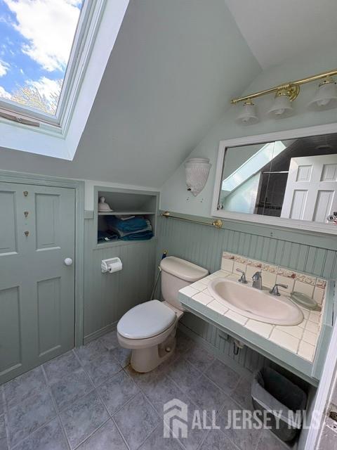 14 Stratford Drive Old Bridge NJ 08857