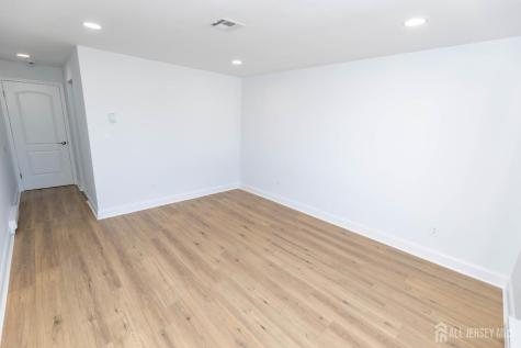 213 Doremus Drive Monroe NJ 08831