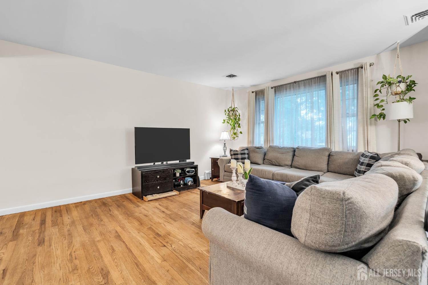 116 Hadley Street Piscataway NJ 08854