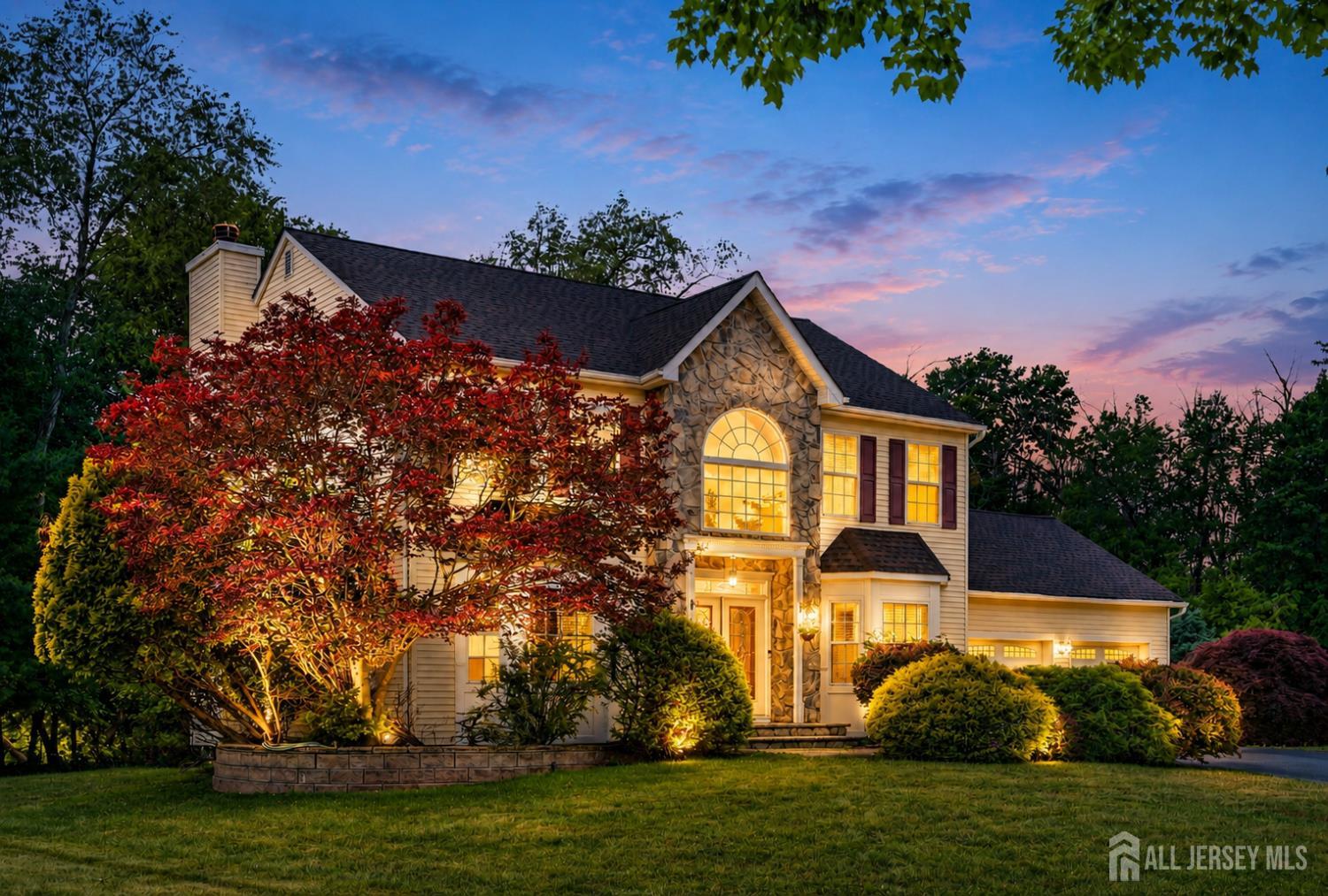 10 Whispering Pines Way Piscataway NJ 08854