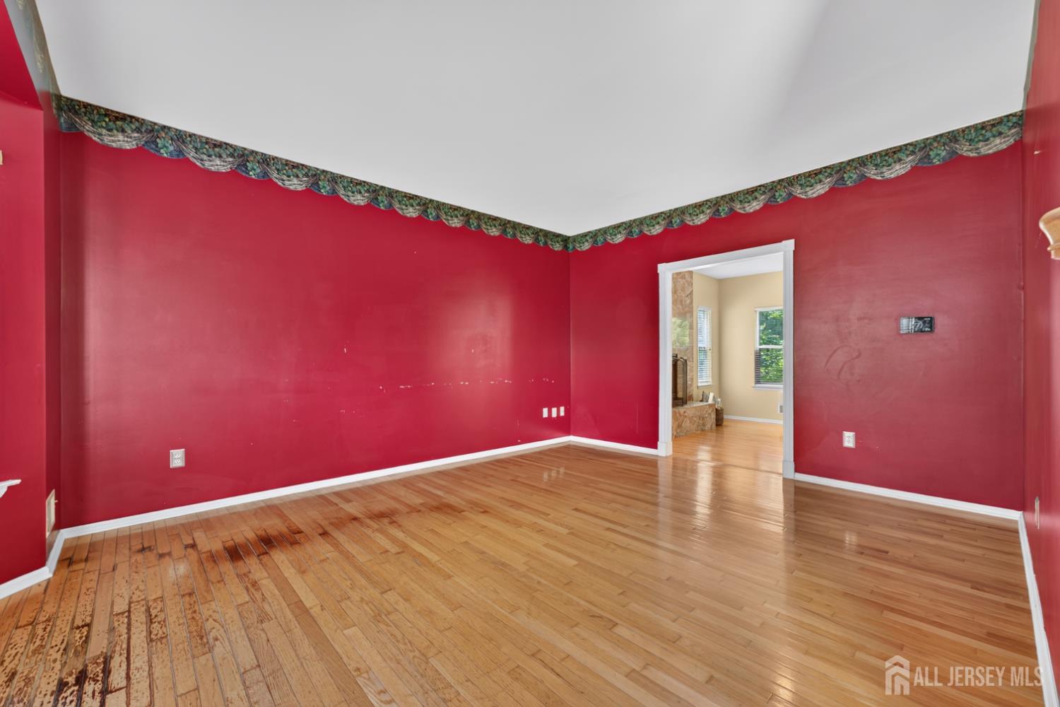 10 Whispering Pines Way Piscataway NJ 08854