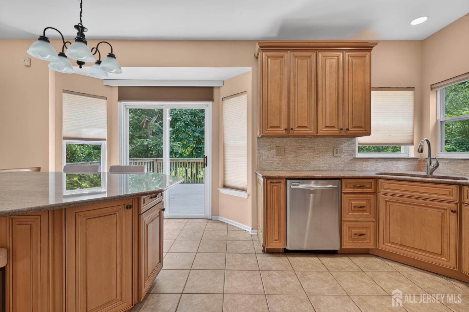 10 Whispering Pines Way Piscataway NJ 08854