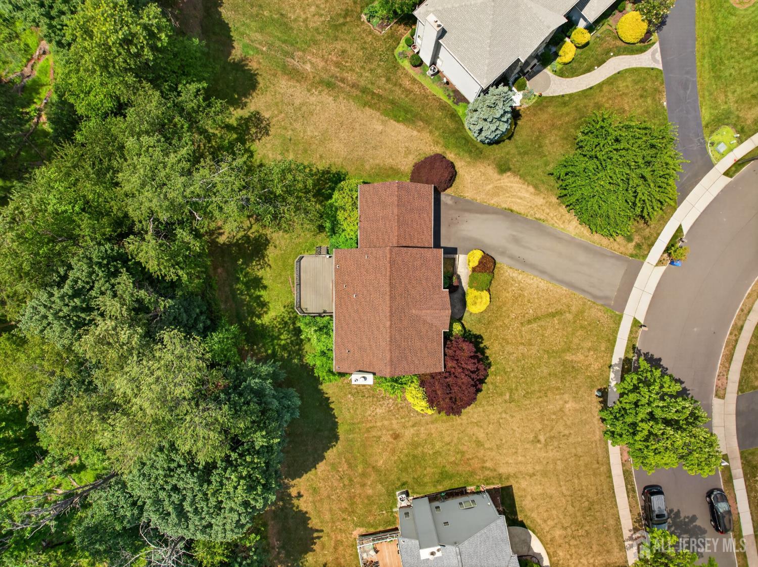 10 Whispering Pines Way Piscataway NJ 08854