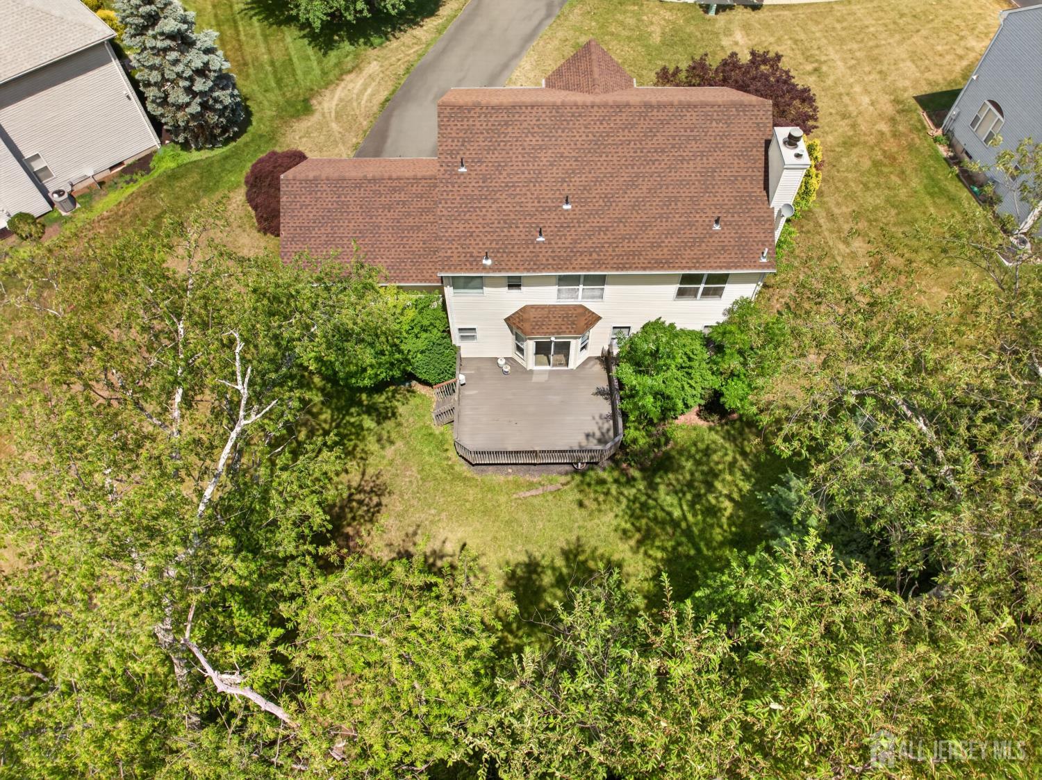 10 Whispering Pines Way Piscataway NJ 08854