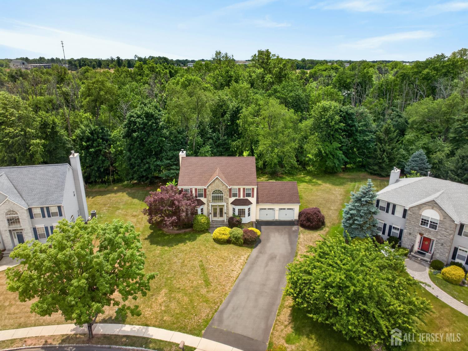 10 Whispering Pines Way Piscataway NJ 08854