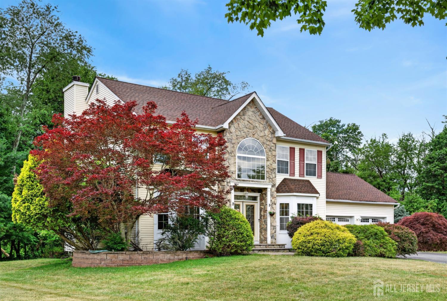 10 Whispering Pines Way Piscataway NJ 08854