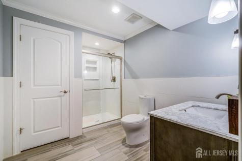 408 Old Georges Road North Brunswick NJ 08902