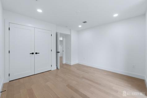 617 Fairview Avenue Piscataway NJ 08854