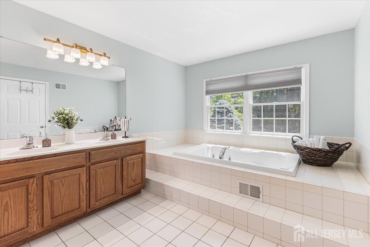 11 Bard Drive Monroe NJ 08831