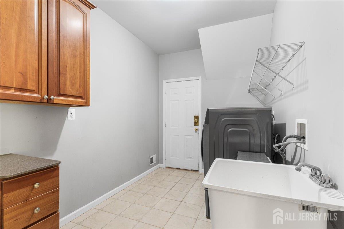 11 Bard Drive Monroe NJ 08831