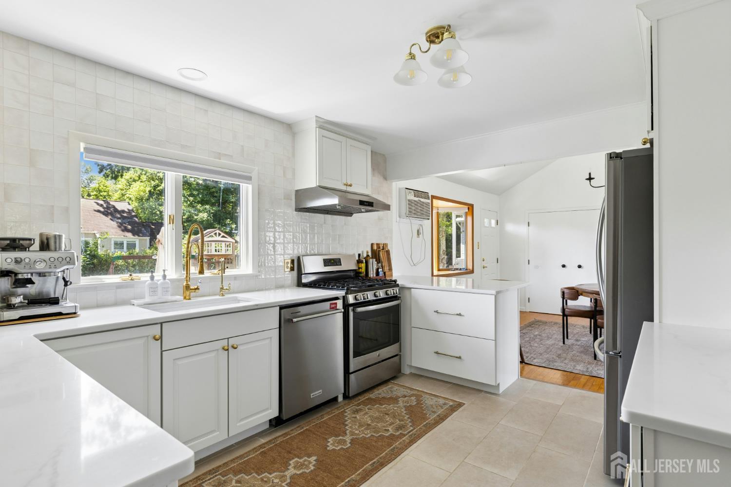 329 Maplewood Avenue Kenilworth NJ 07033
