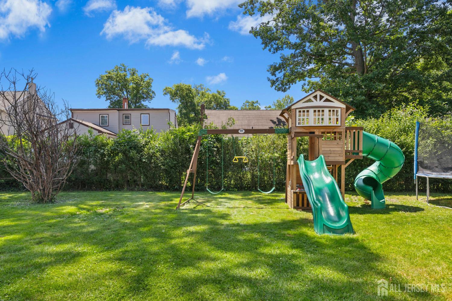 329 Maplewood Avenue Kenilworth NJ 07033