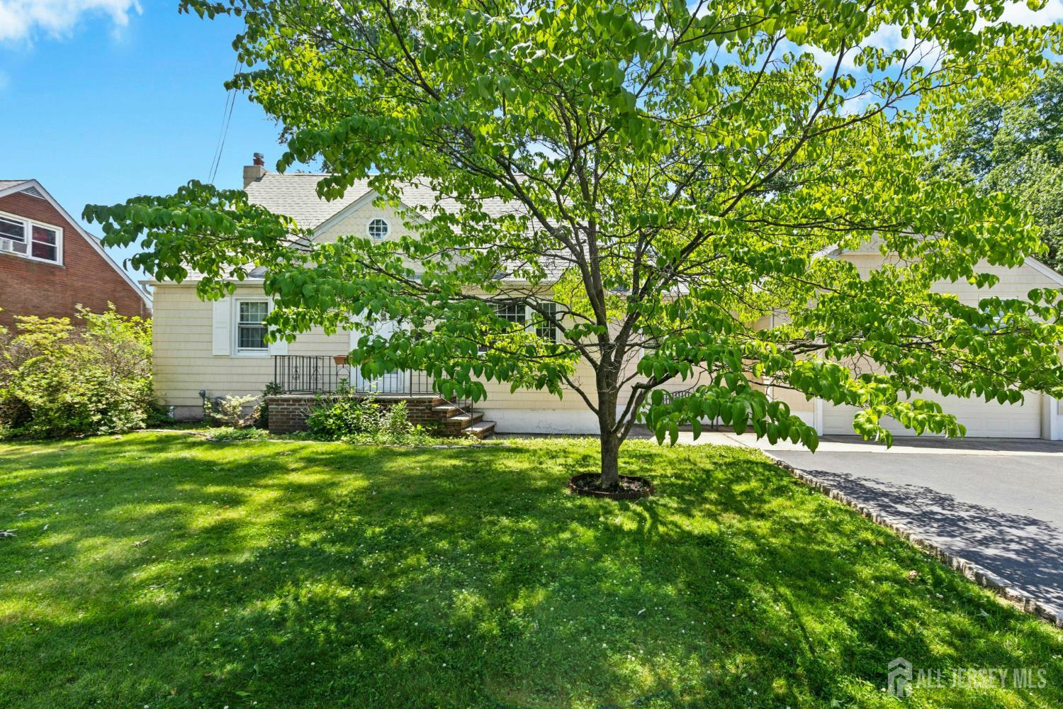 329 Maplewood Avenue Kenilworth NJ 07033