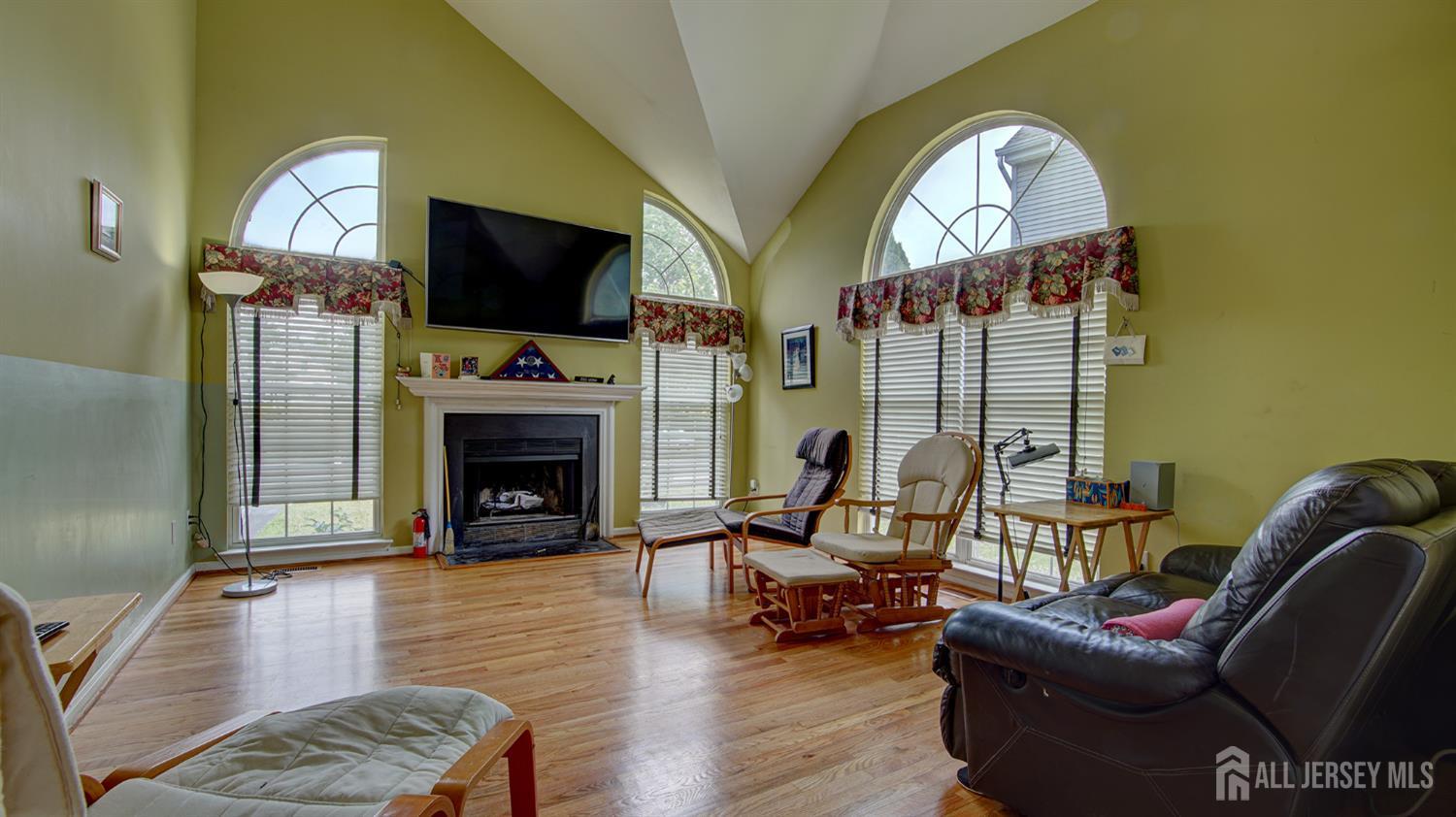 24 Foxchase Drive Burlington Twp NJ 08016