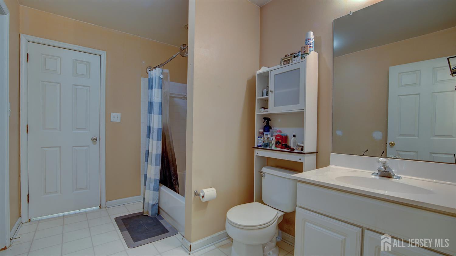 24 Foxchase Drive Burlington Twp NJ 08016