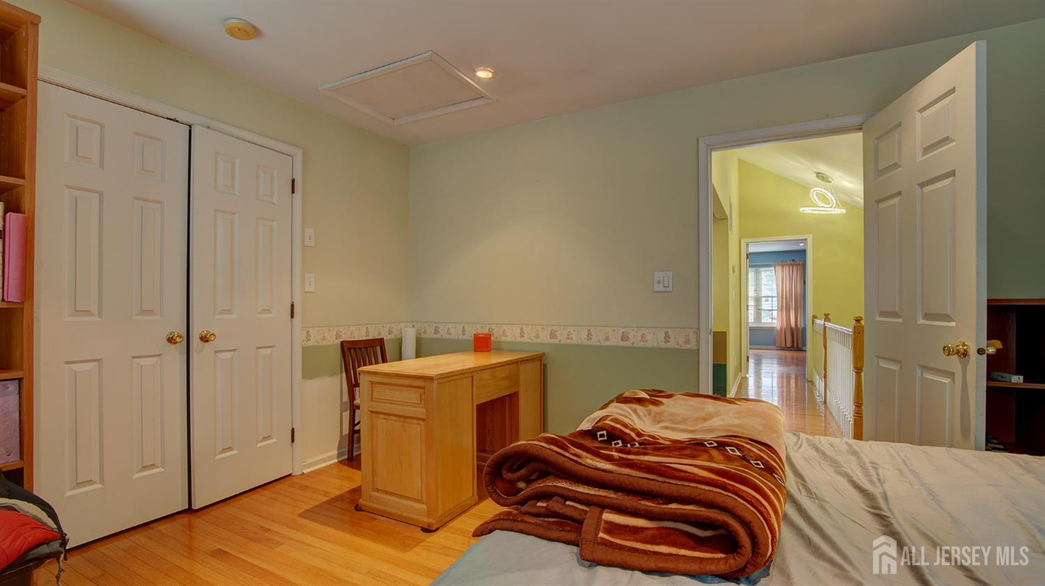 24 Foxchase Drive Burlington Twp NJ 08016