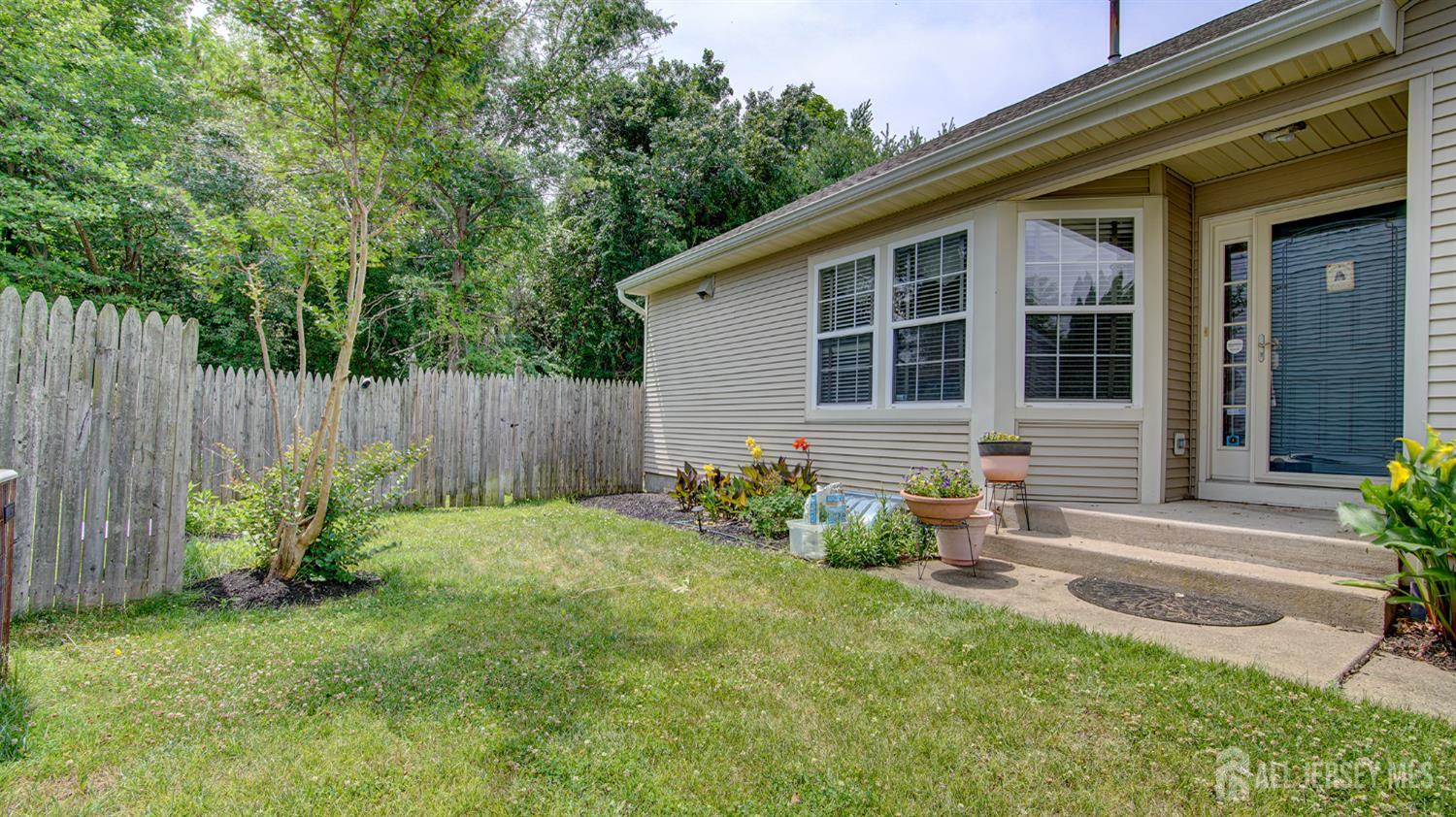 24 Foxchase Drive Burlington Twp NJ 08016