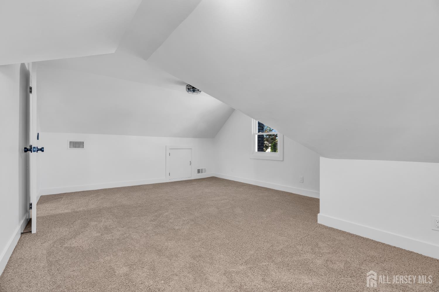 30 Pine Tree Drive Colonia NJ 07067