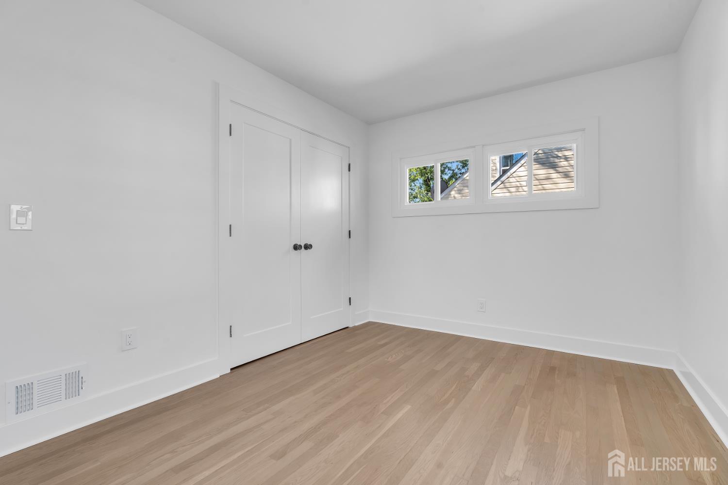 30 Pine Tree Drive Colonia NJ 07067
