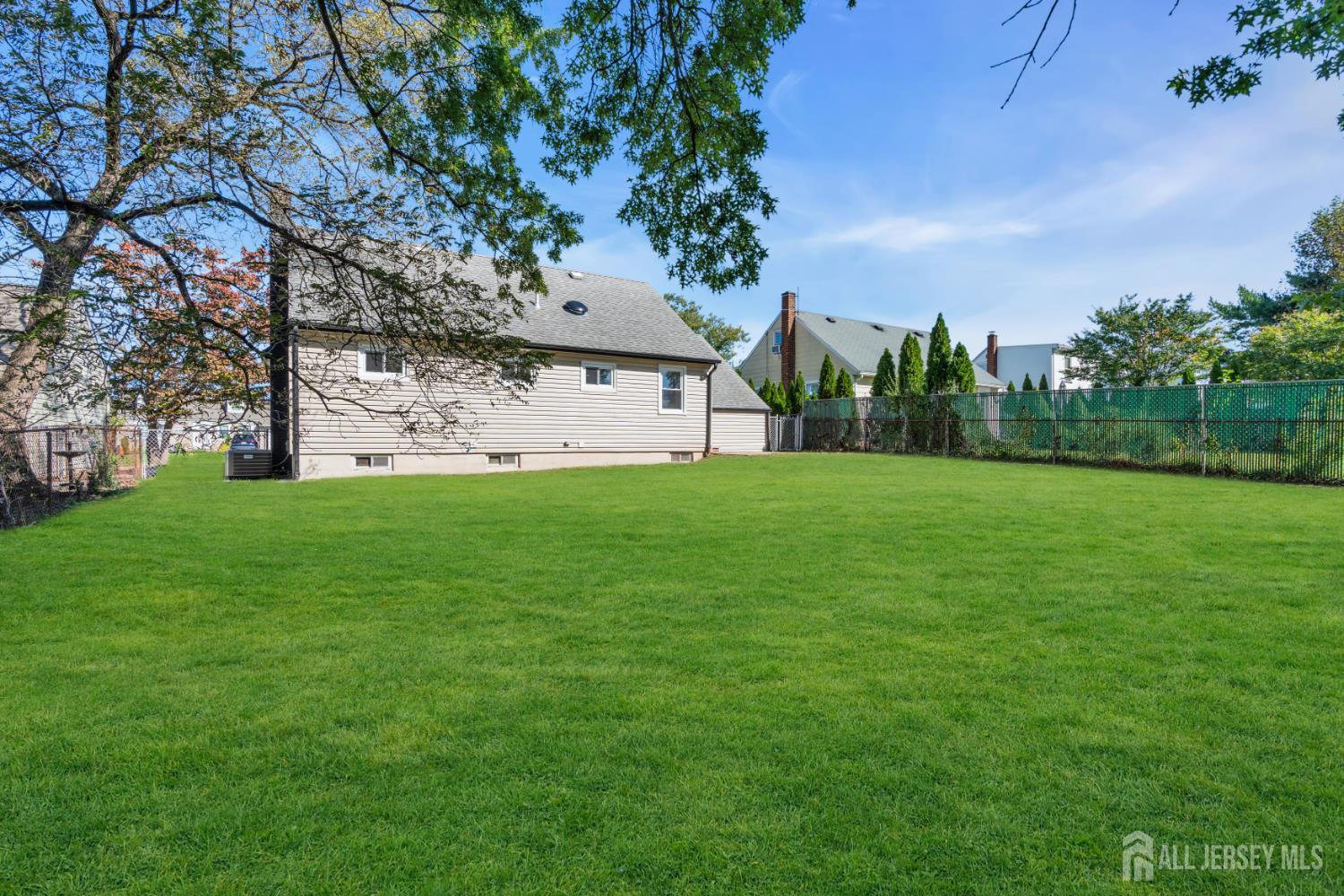 30 Pine Tree Drive Colonia NJ 07067