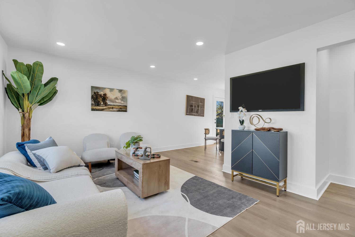 30 Pine Tree Drive Colonia NJ 07067
