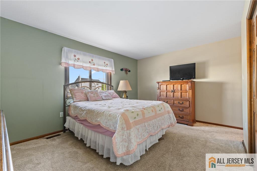 410 Jersey City Court Lacey NJ 08734