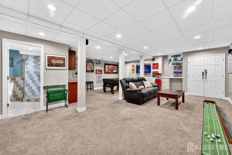 21 Harvest Drive Hillsborough NJ 08844