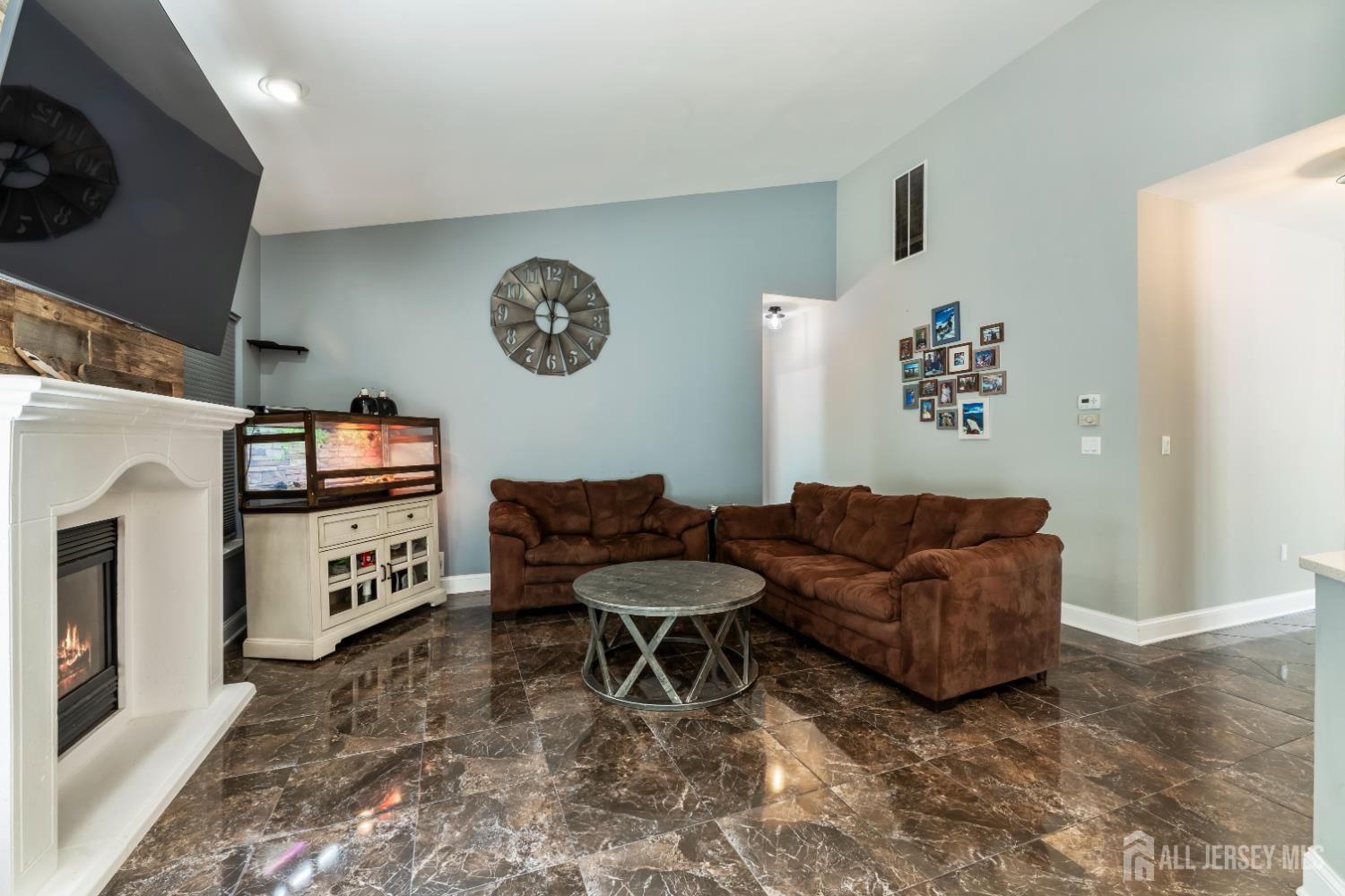27 Pacific Avenue Bayville NJ 08721