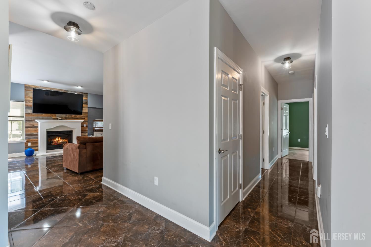 27 Pacific Avenue Bayville NJ 08721
