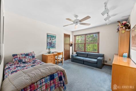 11 Aspen Circle Edison NJ 08820